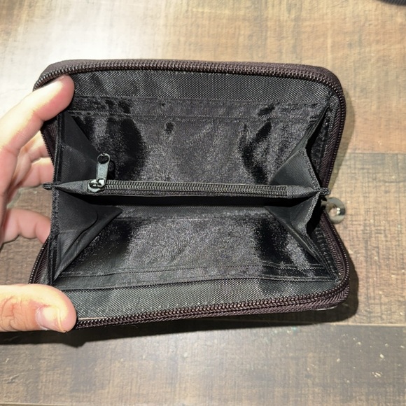 DOMINICAN REPUBLIC PUNTA CANA WOMEN’S ZIPPER WALLET - Picture 3 of 4